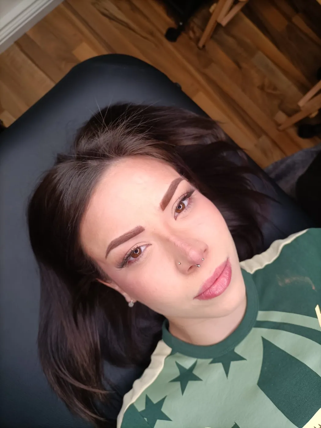Sopracciglia: Shining Brown Brows, dopo